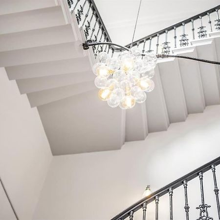 Rowntree One - Stunning Apartment- Grade II Listed York Exterior photo