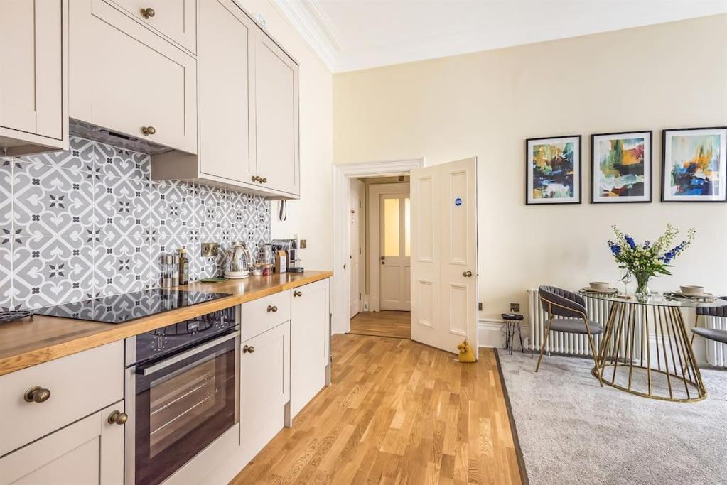 Rowntree One - Stunning Apartment- Grade II Listed York Exterior photo